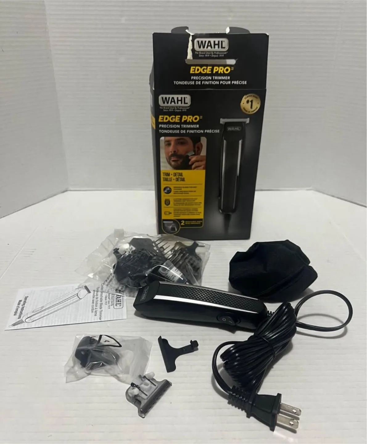 NEW Wahl Beard Trimmer, 8 Guide Combs image indicator(2)