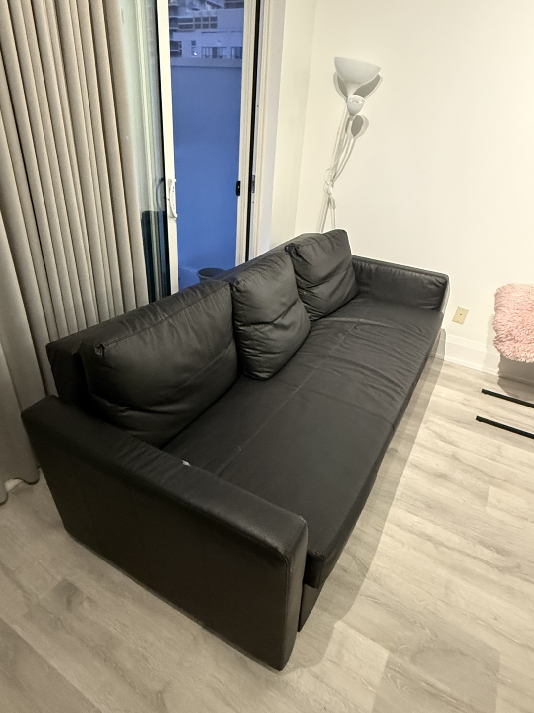 Black Leather Futon Sofa Bed