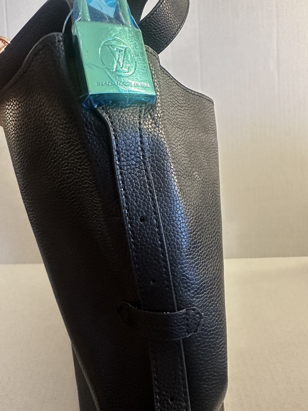 Black Leather Tote Bag with Pouch(replica) - photo 3