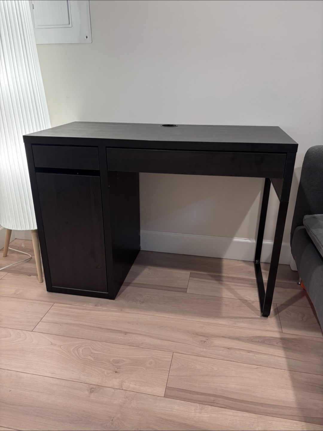 IKEA MICKE Desk - Black-Brown