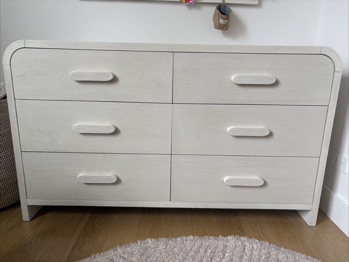 6-Drawer Dresser - White/Off-White