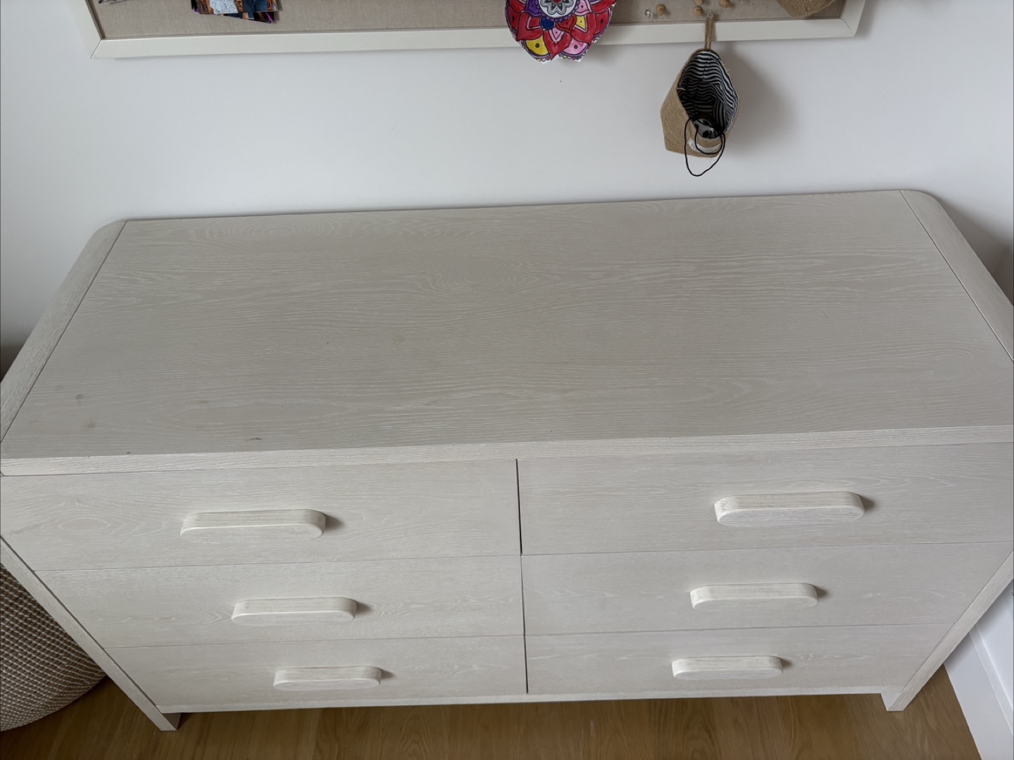 6-Drawer Dresser - White/Off-White - photo 2