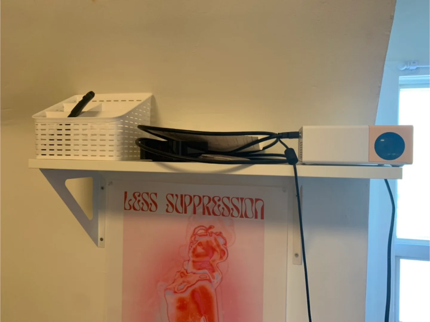 Mini Projector thumbnail