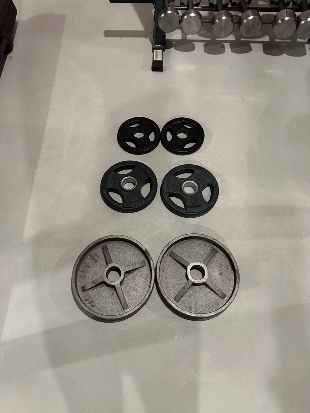 Weight plates for Olympic bar - 5lbs, 10lbs, 25lbs - photo 2