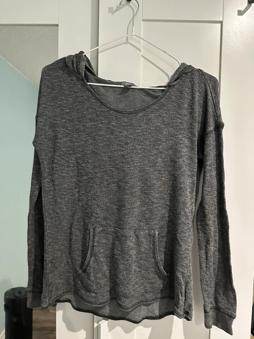 Aerie XS/TP Hoodie thumbnail
