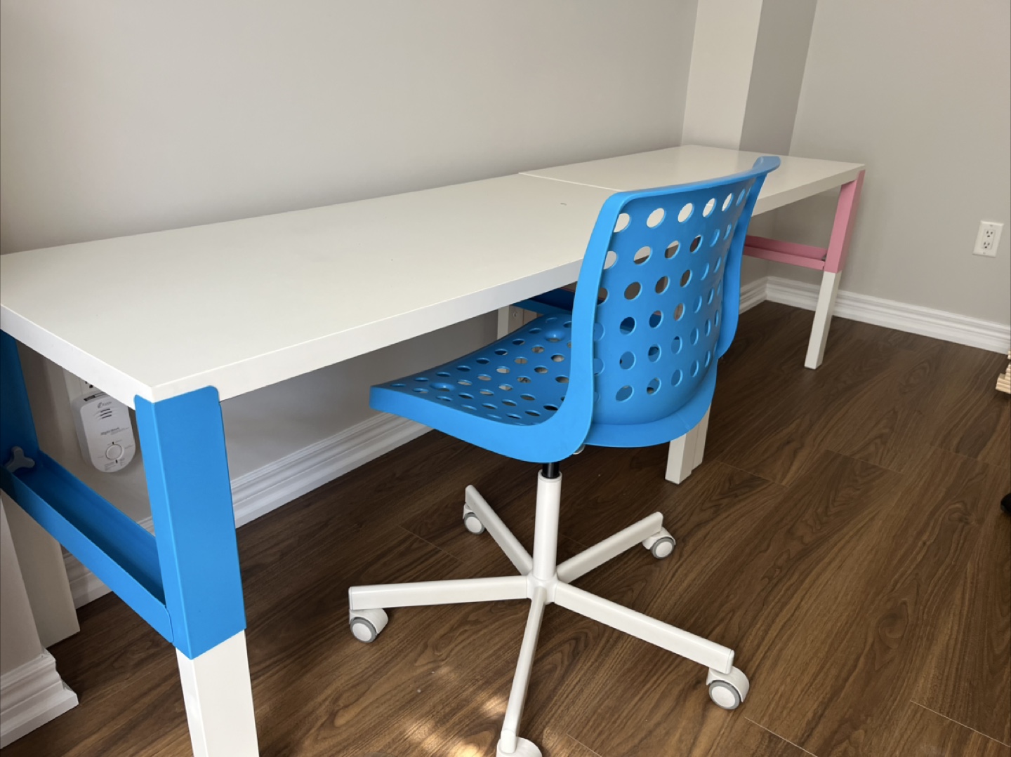 Desk with chair - White with adjustable Legs - photo 5
