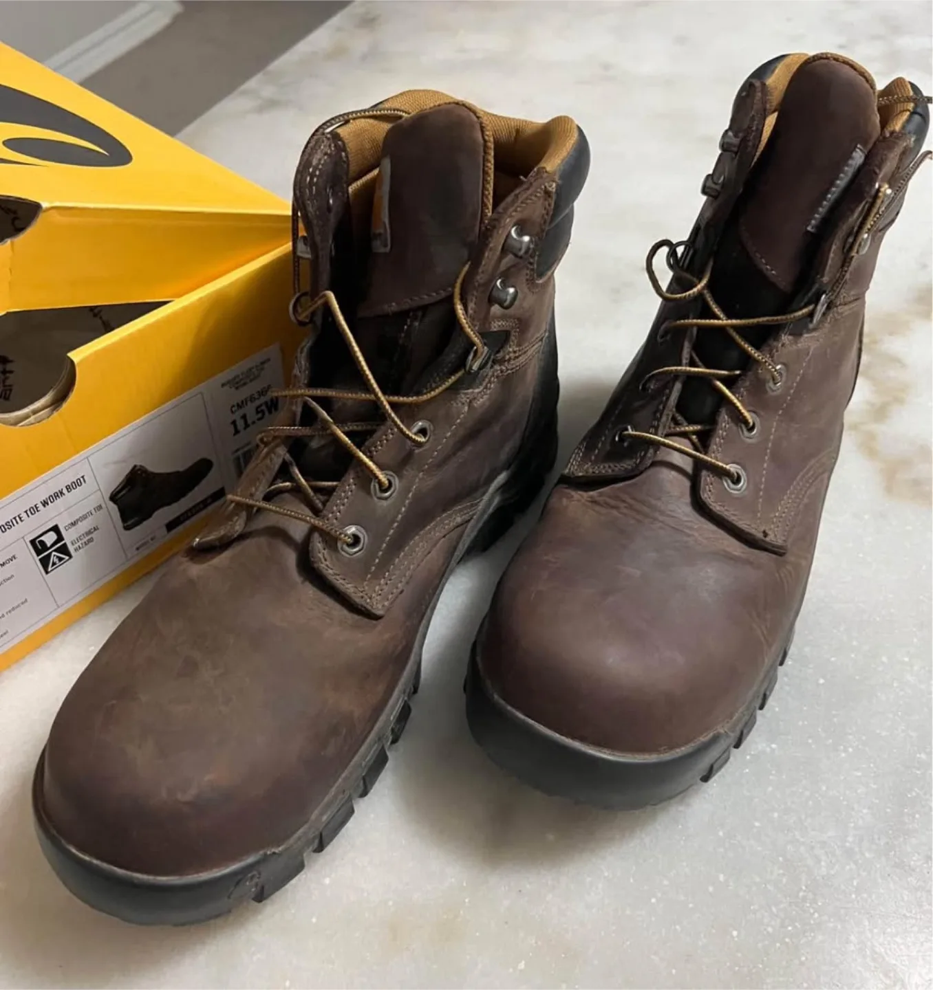 Mens 11.5 Wide Carhartt Safety Shoe image indicator(2)