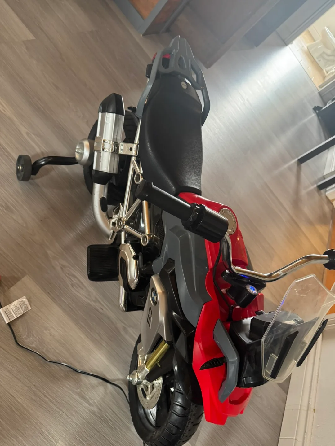 BMW R1200GS Adventure Kids Ride-on Motorcycle image indicator(6)