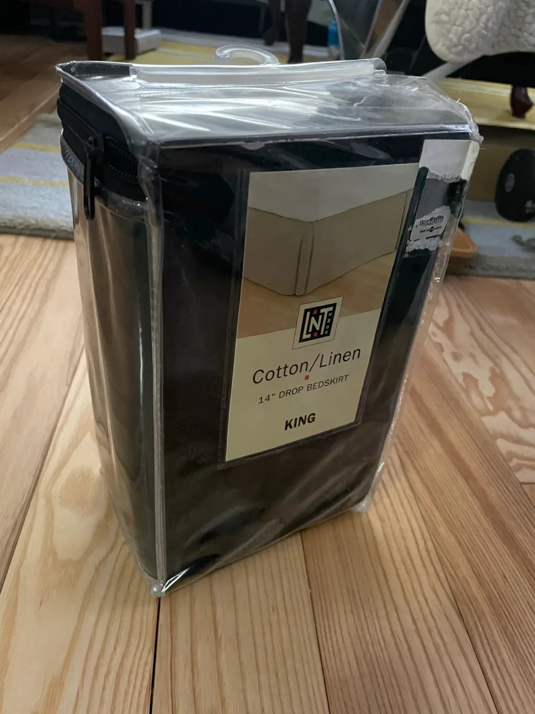 King Black 14" Drop Bedskirt - Cotton/Linen Blend image indicator(2)