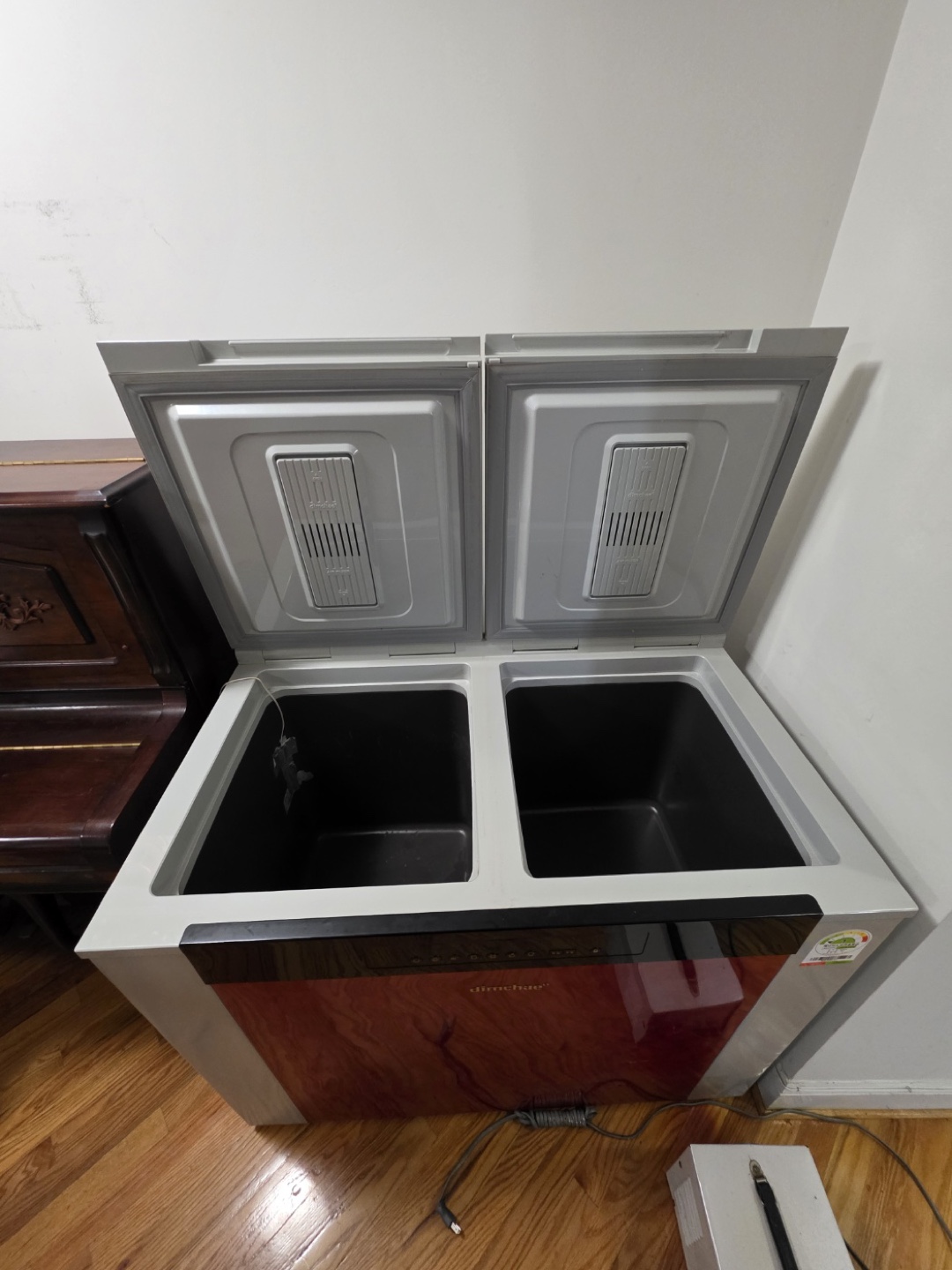 Climatec Chest Freezer with Two Compartments - photo 2