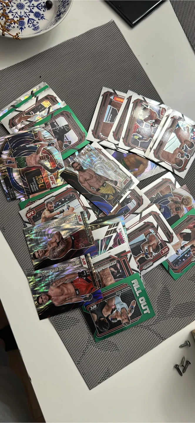 Large Collection of UFC and NBA Trading Cards thumbnail
