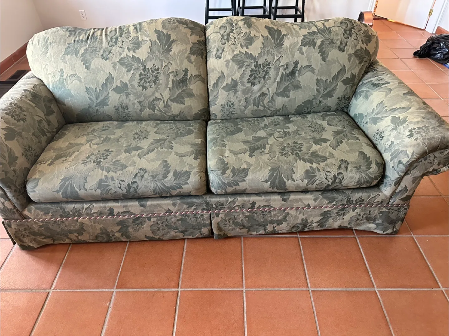 Extra-long Sofa Bed thumbnail