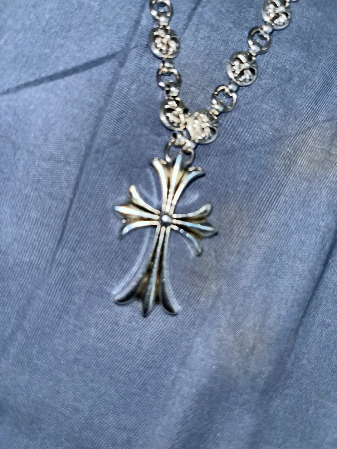 1:1 Chrome Hearts Cross Necklace image indicator(4)