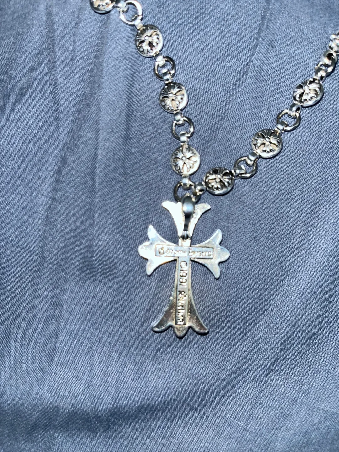1:1 Chrome Hearts Cross Necklace image indicator(5)