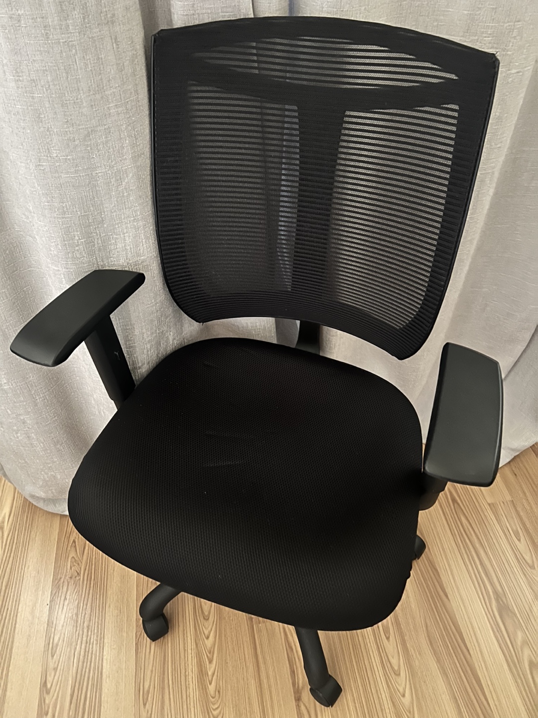 Black Mesh Office Chair