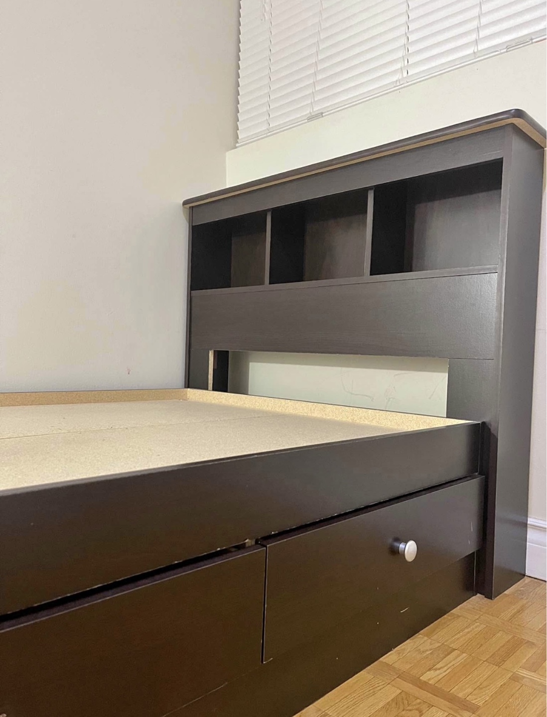 Dark Brown queen-Size Bed Frame with Headboard and Drawers