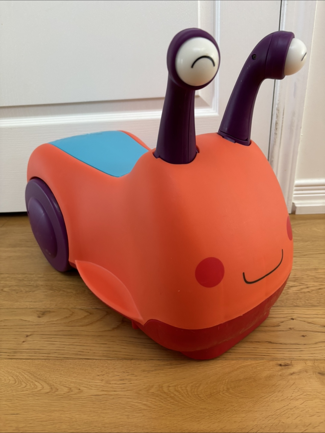 Kids' Snail Ride-On Toy