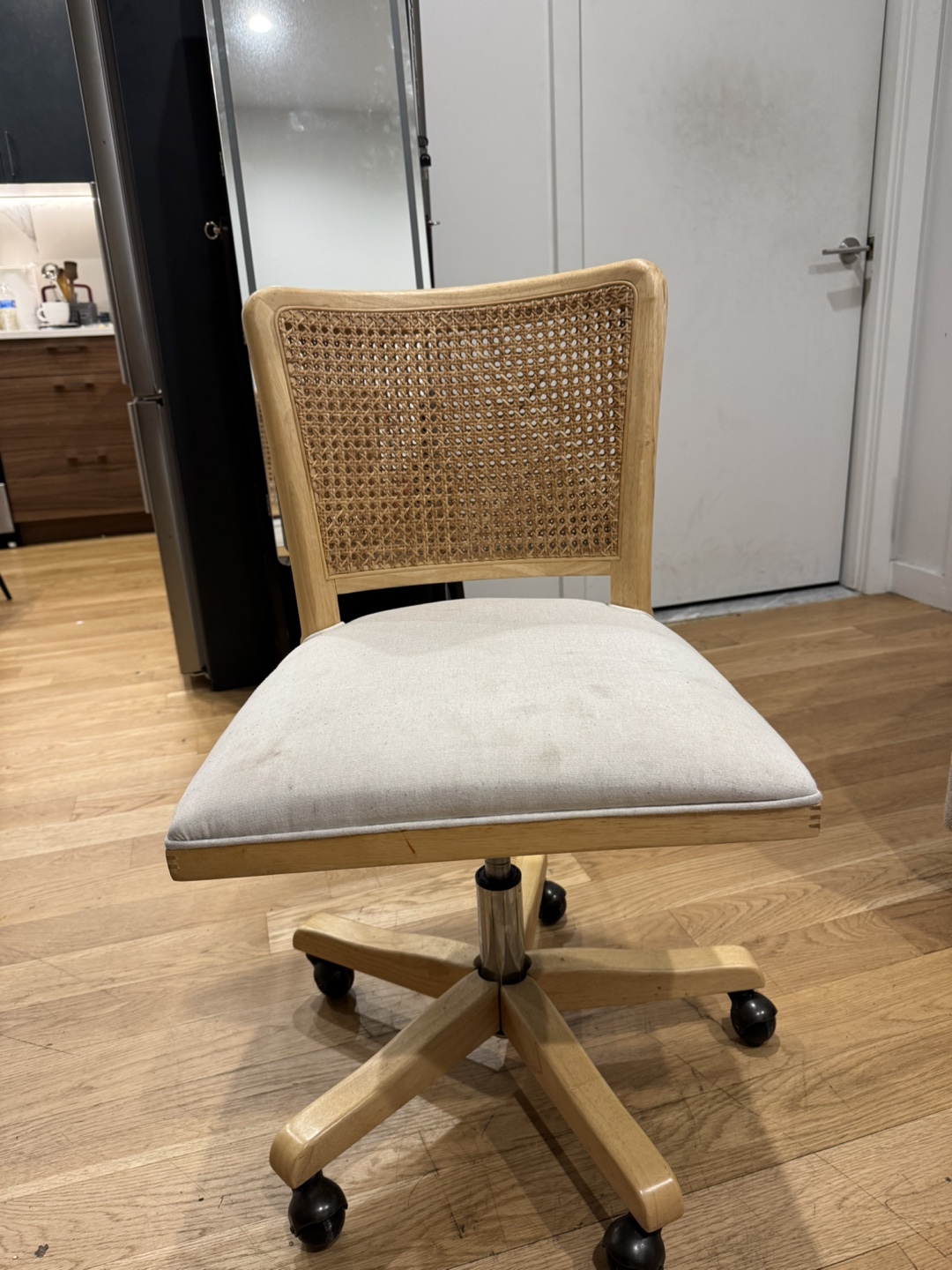 Mid-Century Modern Rattan and Wood Swivel Chair