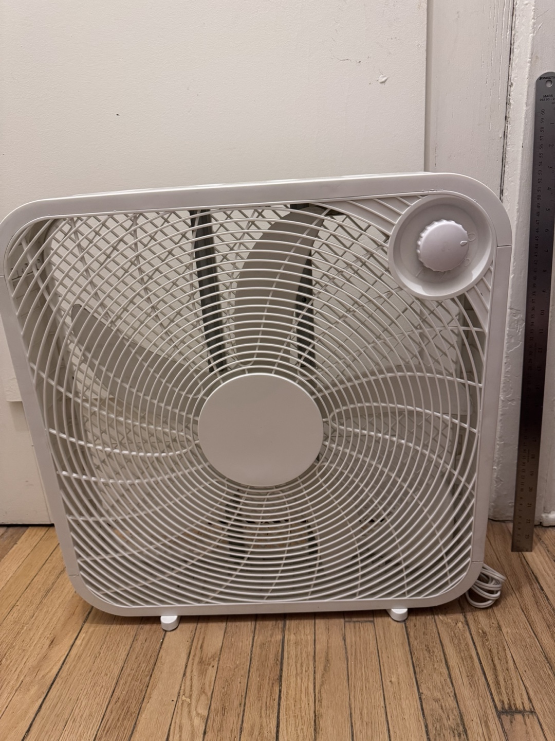 20” Box Fan with 3 Speed - photo 5