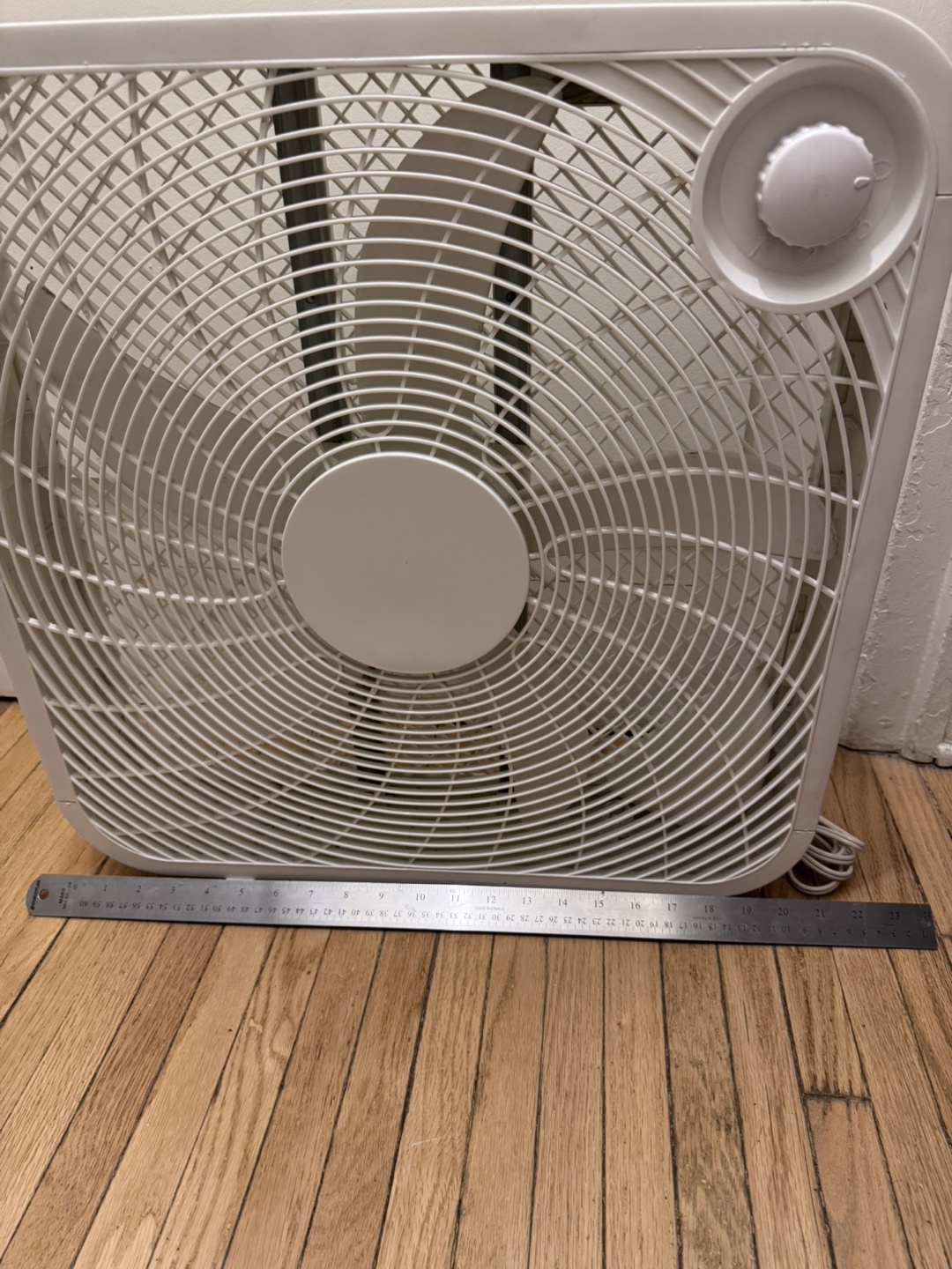 20” Box Fan with 3 Speed - photo 2