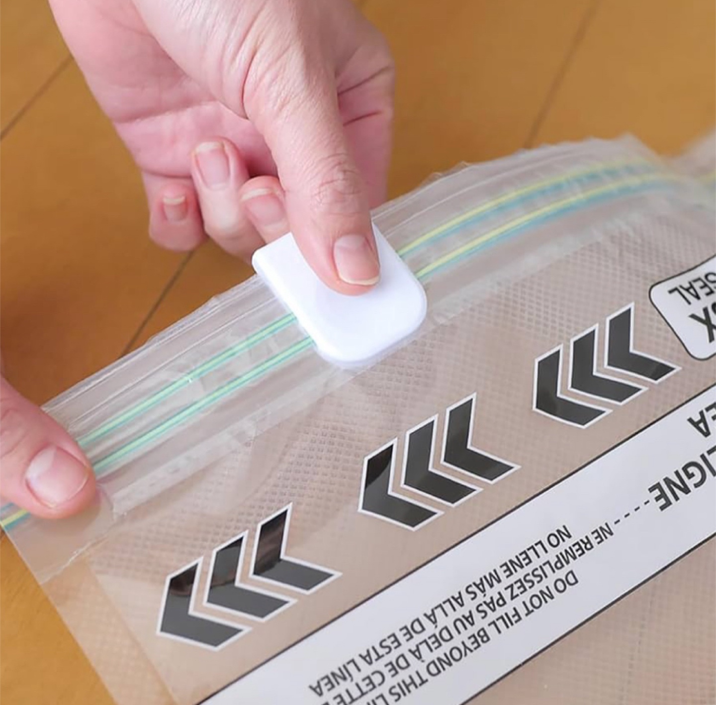 Brand New MagicBag 15-Piece Combo Flat Vacuum Storage Bags - photo 5