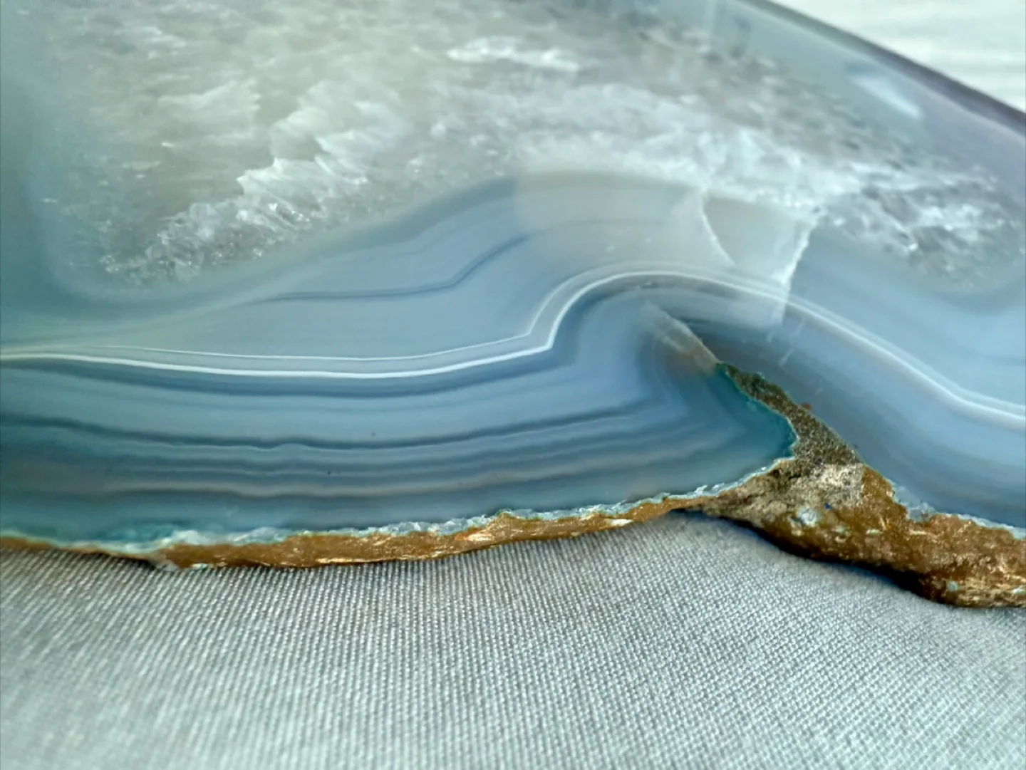 Stunning Blue Agate Large Slice image indicator(5)
