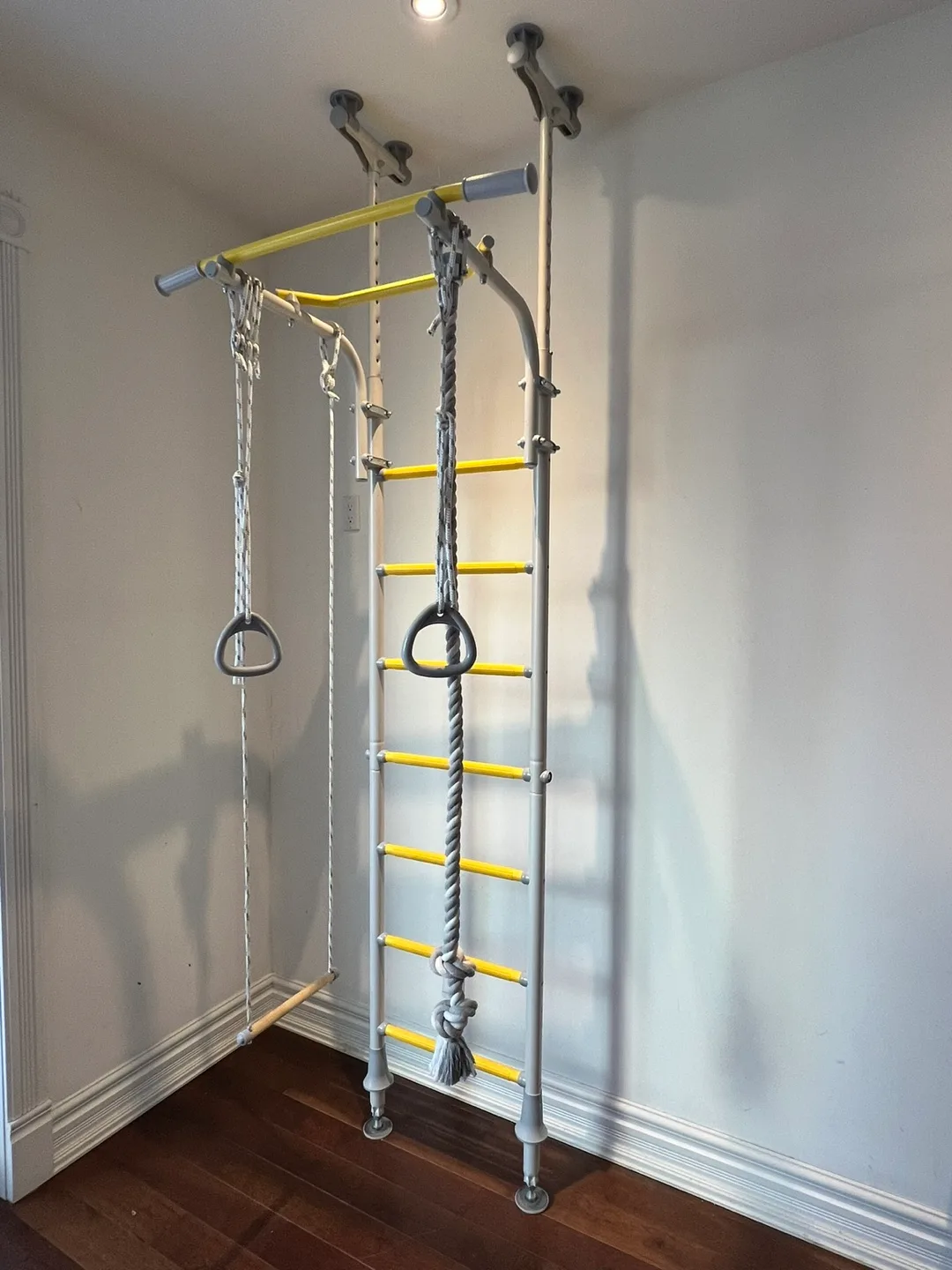 Indoor Play Gym and Jungle Gym for Kids and Family image indicator(2)