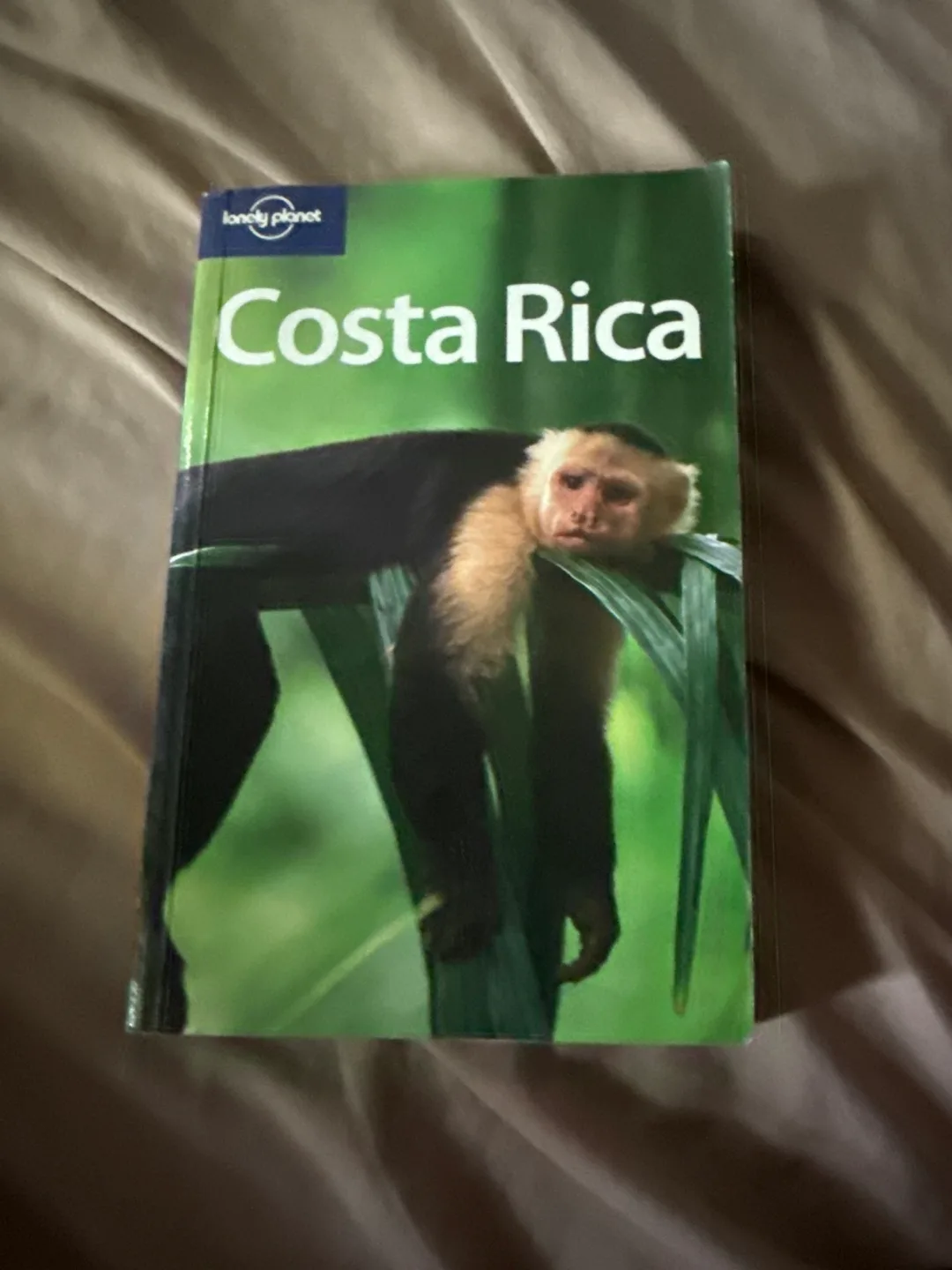 Lonely Planet Costa Rica Travel Guide thumbnail