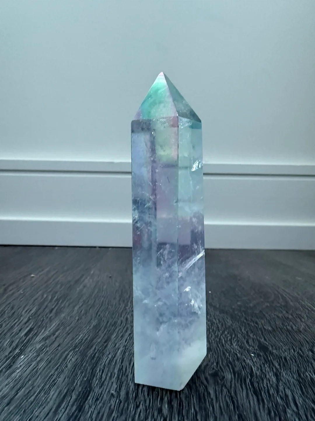 Rainbow Clear Quartz Point image indicator(2)