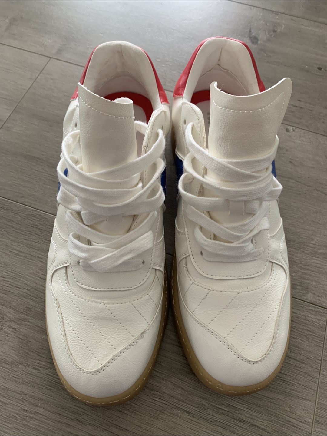 MIA Size 11M Women’s Sneakers 👟🏒