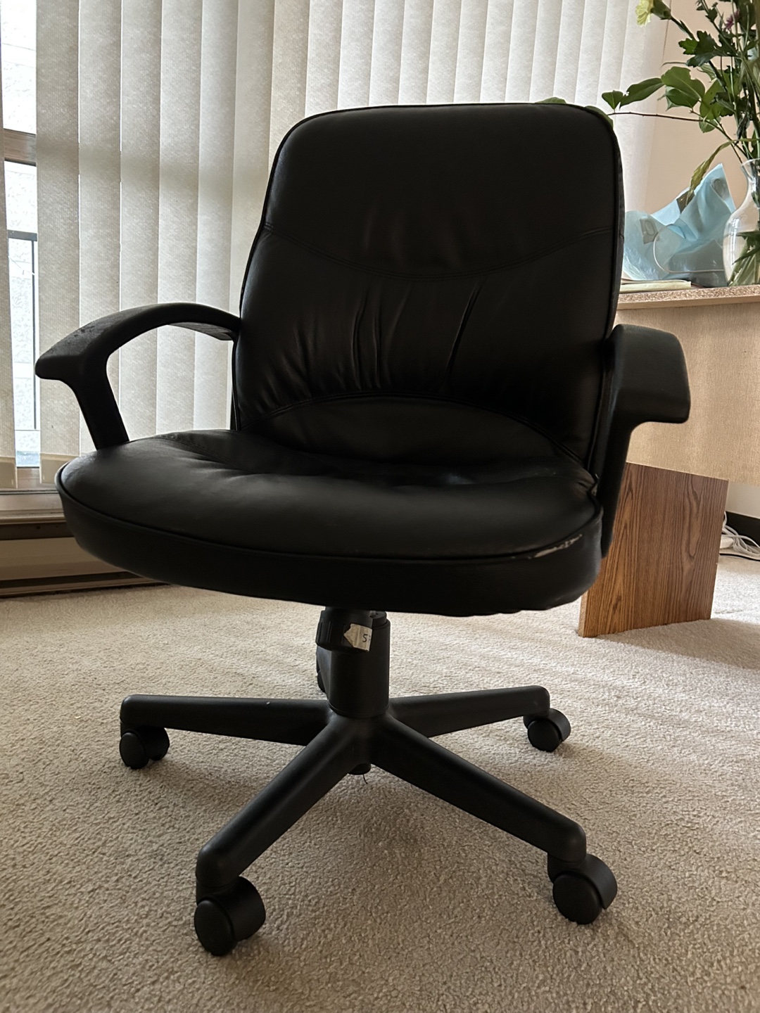 Black Leather Office Chair - photo 2