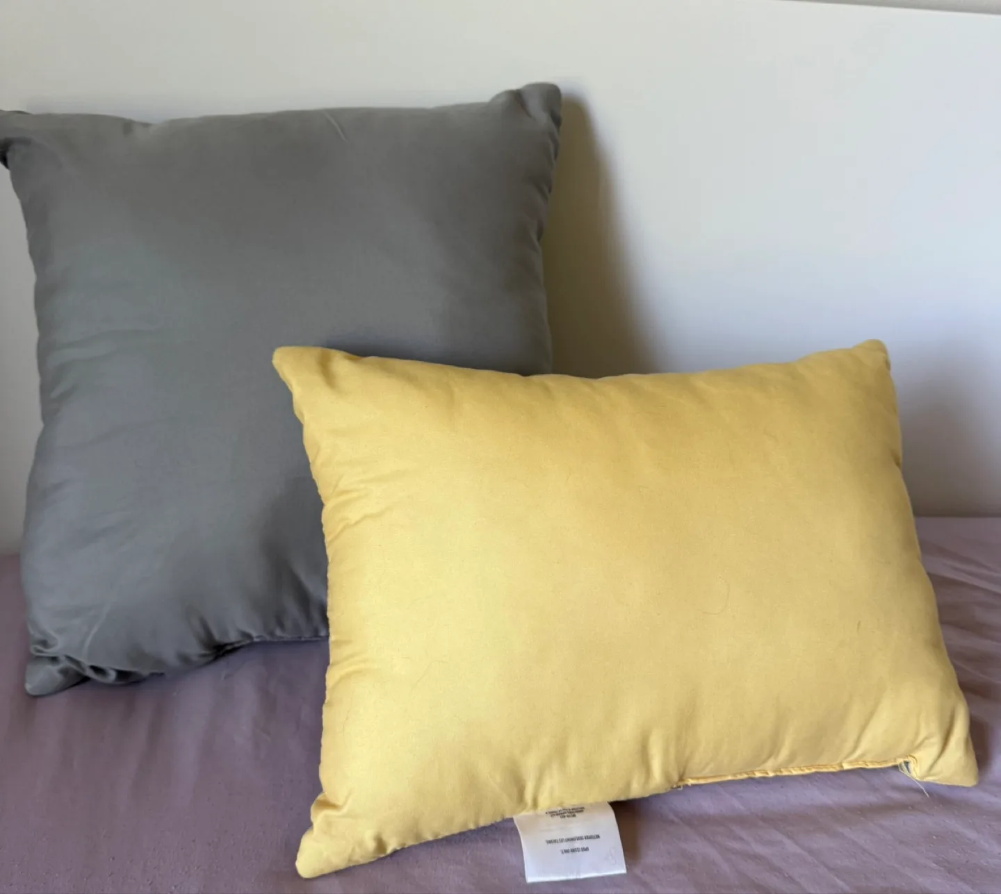 🏒Set of Two Decorative Throw Pillows – Grey and Yellow image indicator(2)