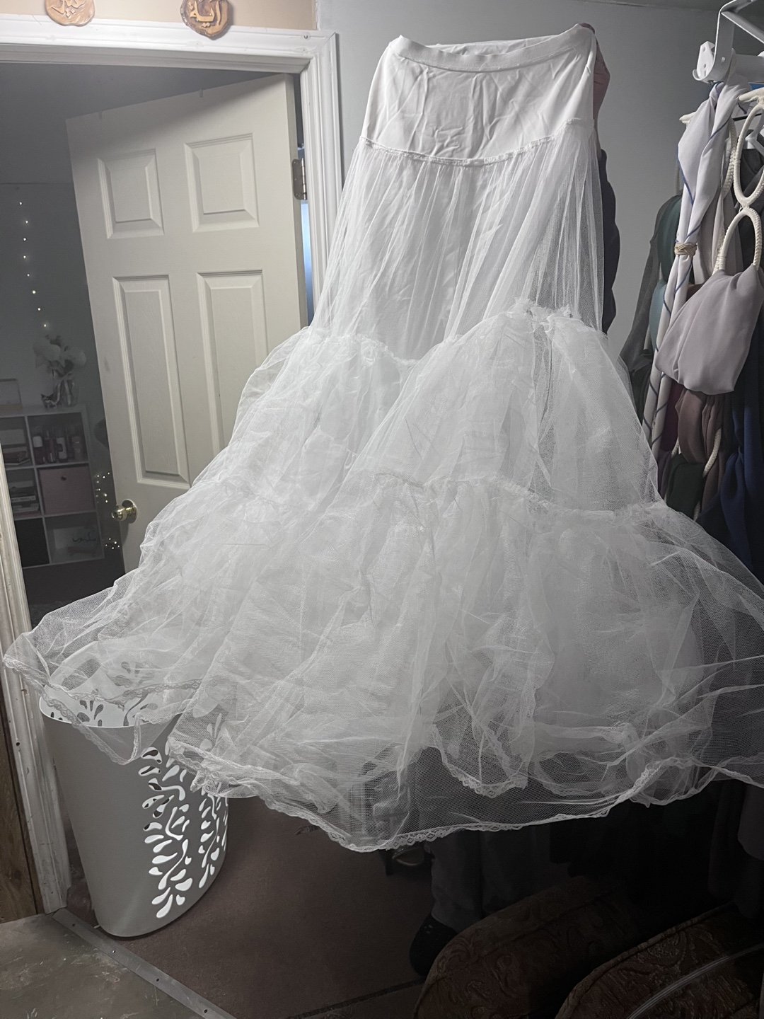 White tulle petticoat - photo 2