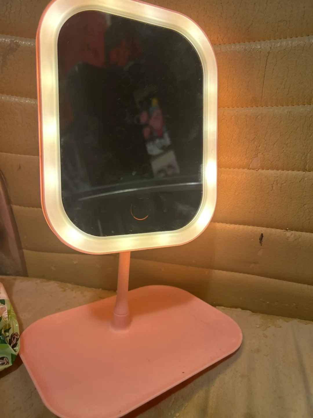 Pink LED Vanity Mirror image indicator(3)