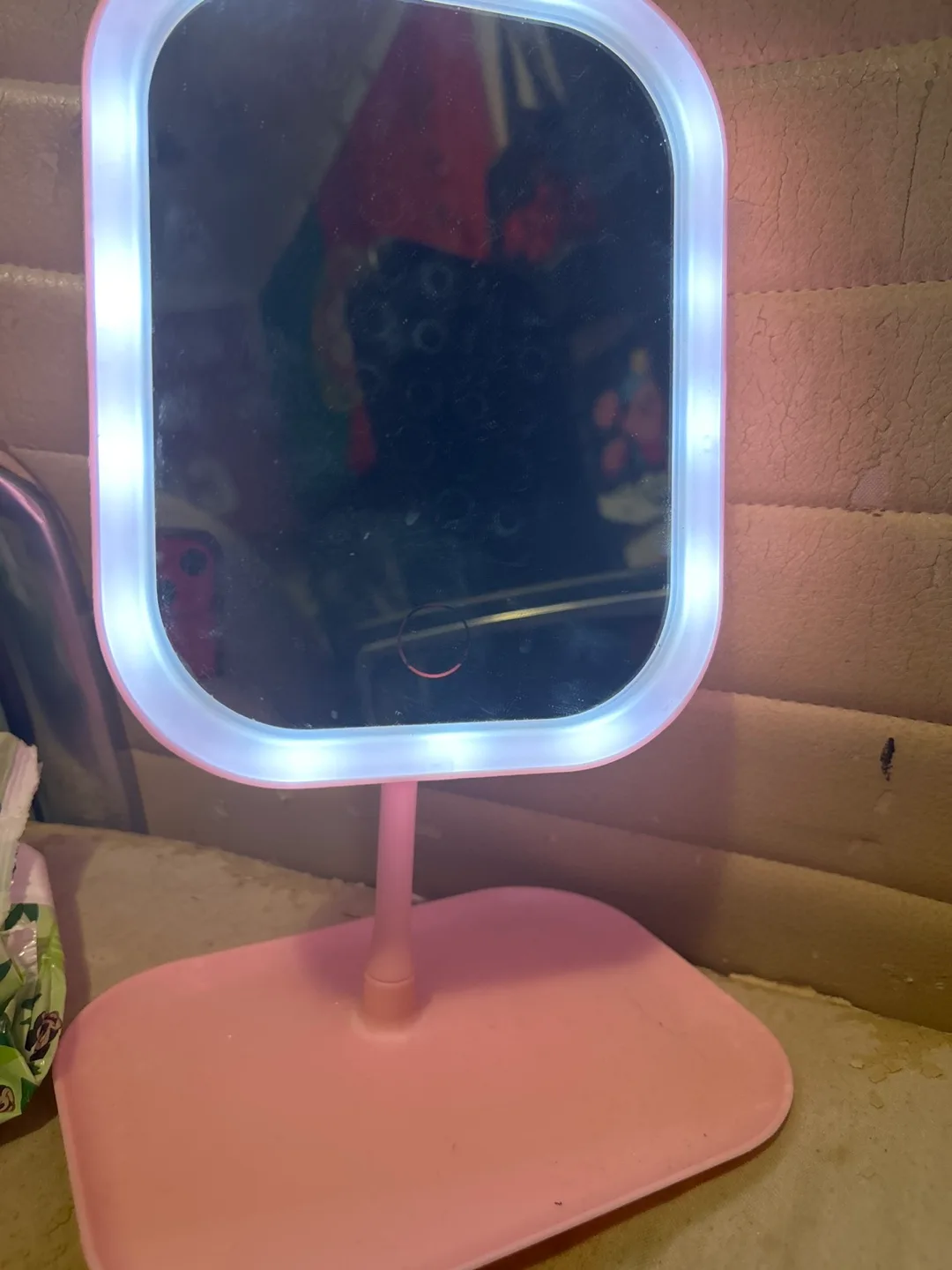 Pink LED Vanity Mirror image indicator(2)