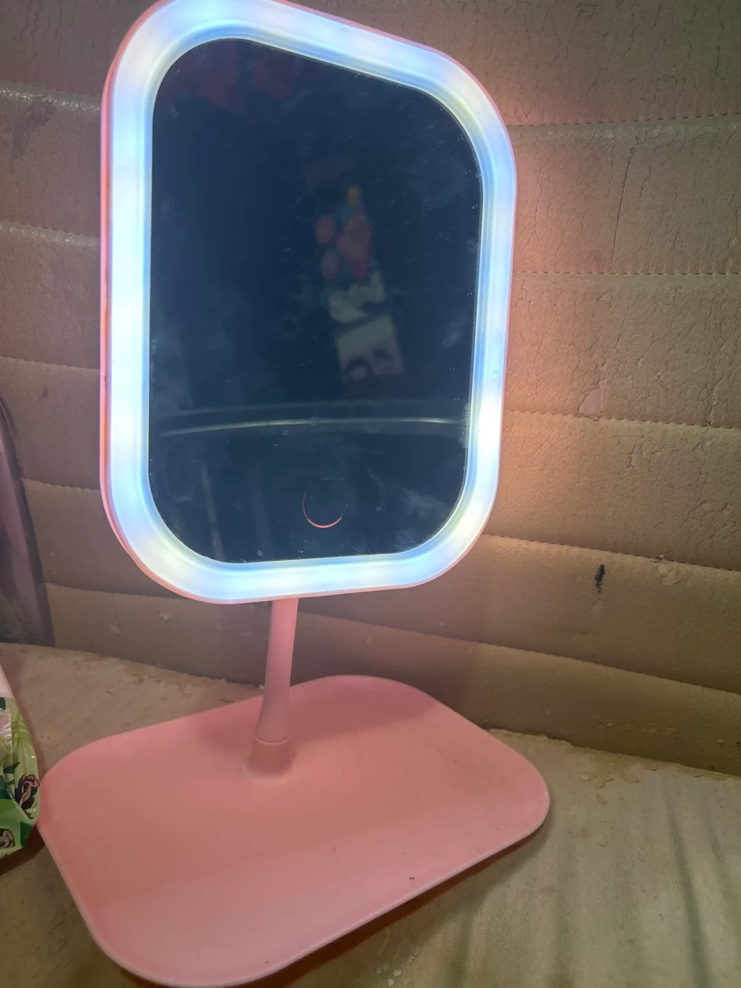 Pink LED Vanity Mirror image indicator(4)