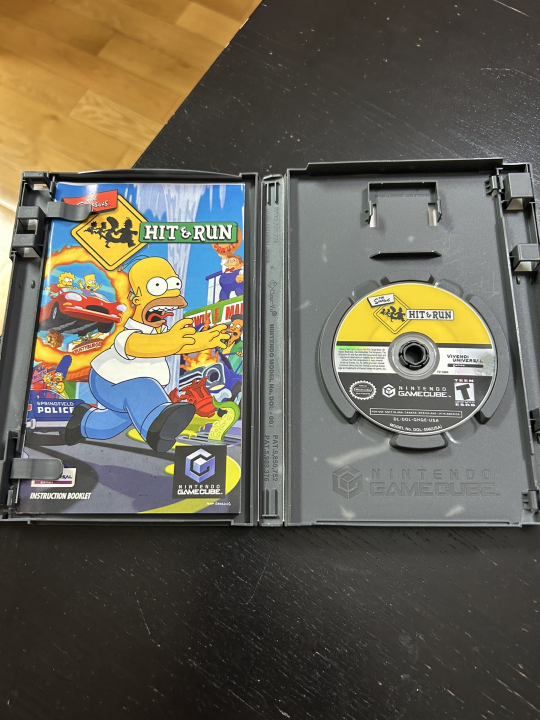The Simpsons: Hit & Run (Black Label/Nintendo GameCube) - photo 2