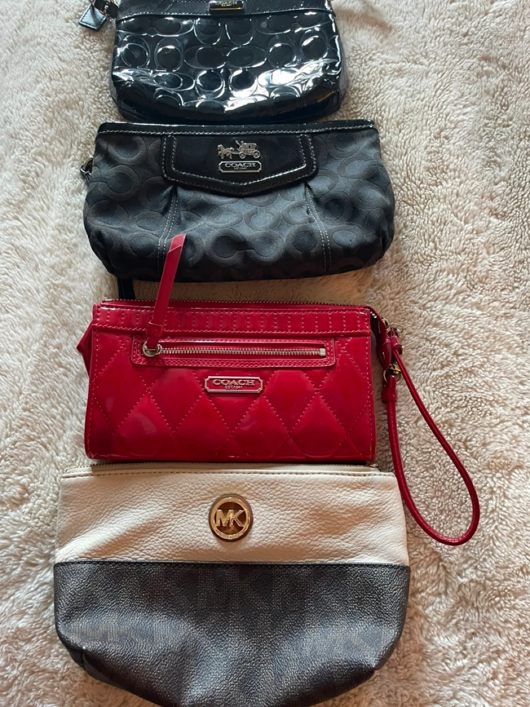 4 bundle Authentic Coach and Michael Kors thumbnail