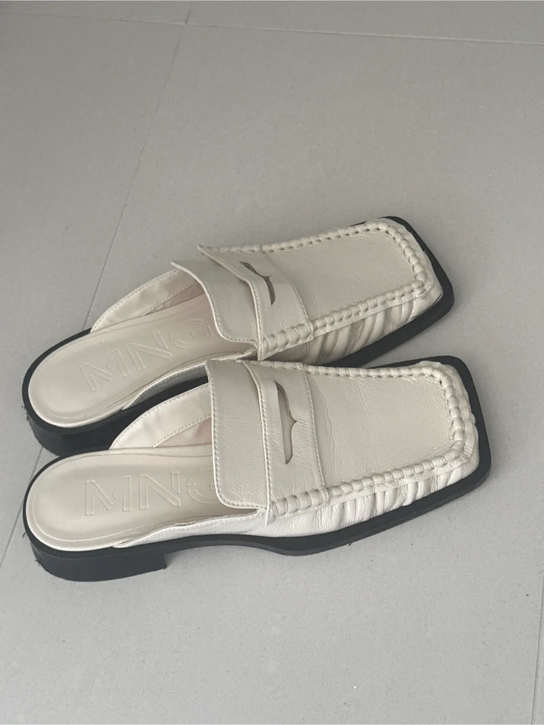 Mango Square Toe Leather Mules thumbnail