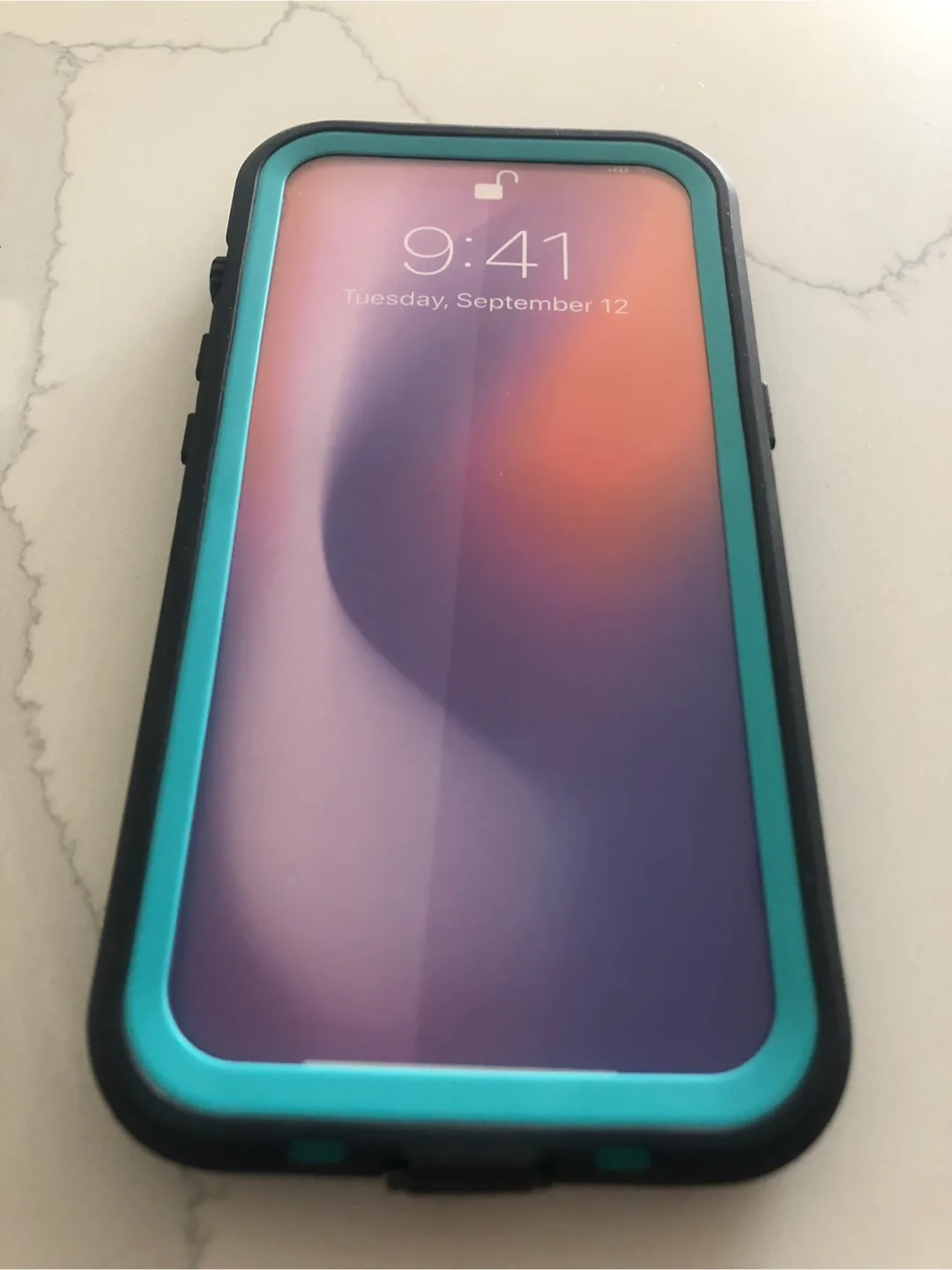 🏒iPhone 13 Pro Phone Case image indicator(2)