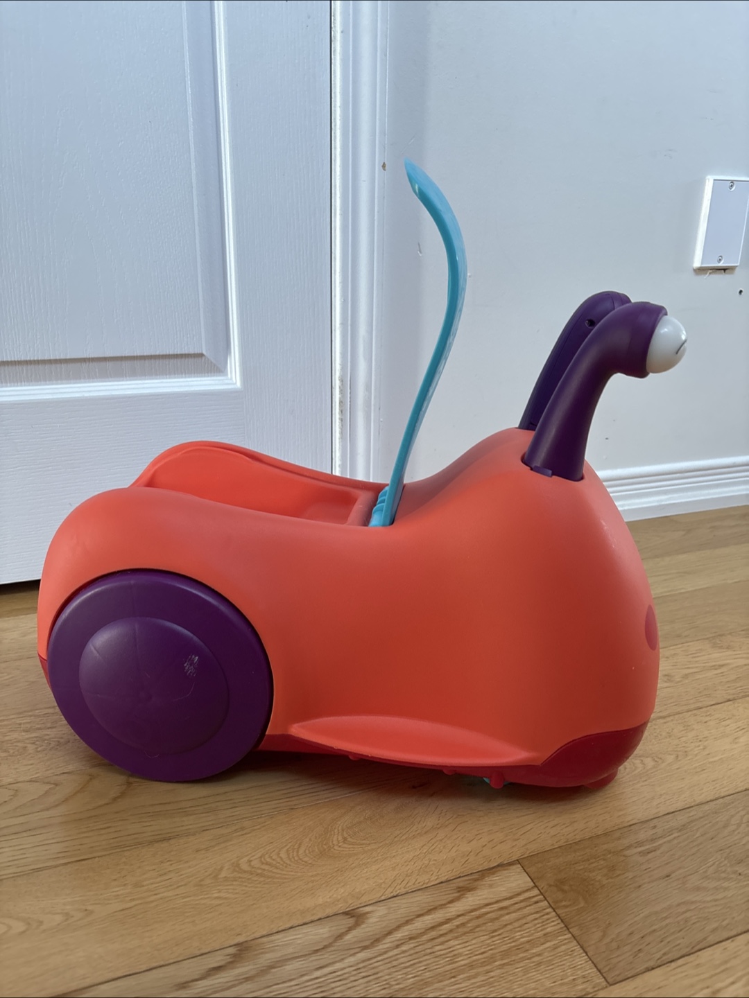 Kids' Snail Ride-On Toy - photo 3