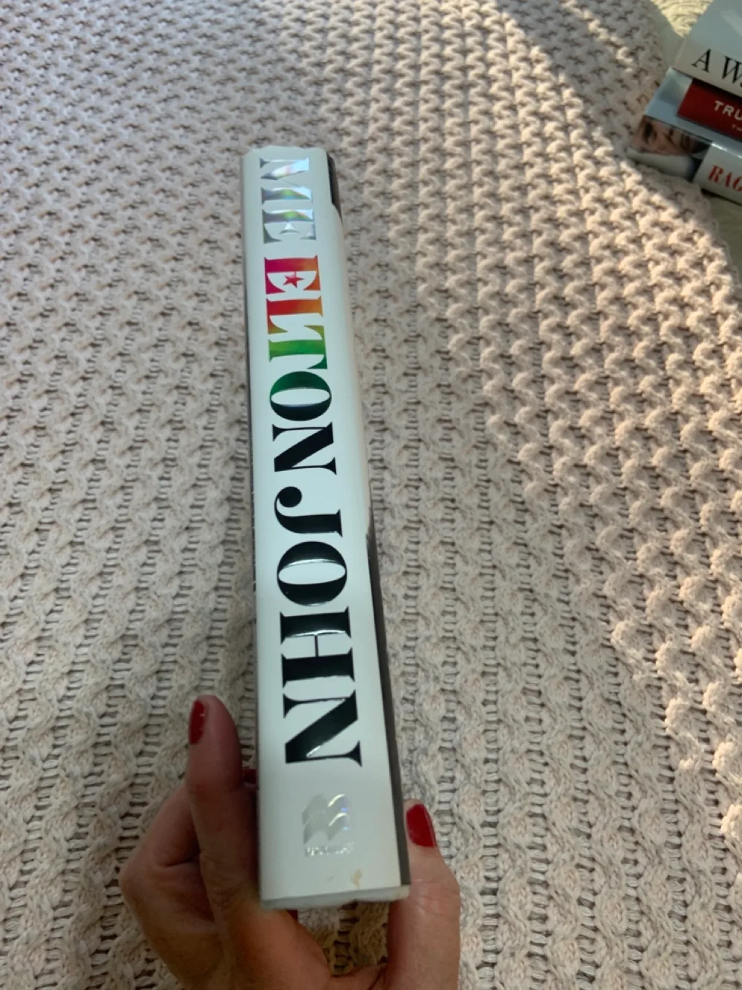 Elton John: Me - Autobiography image indicator(2)