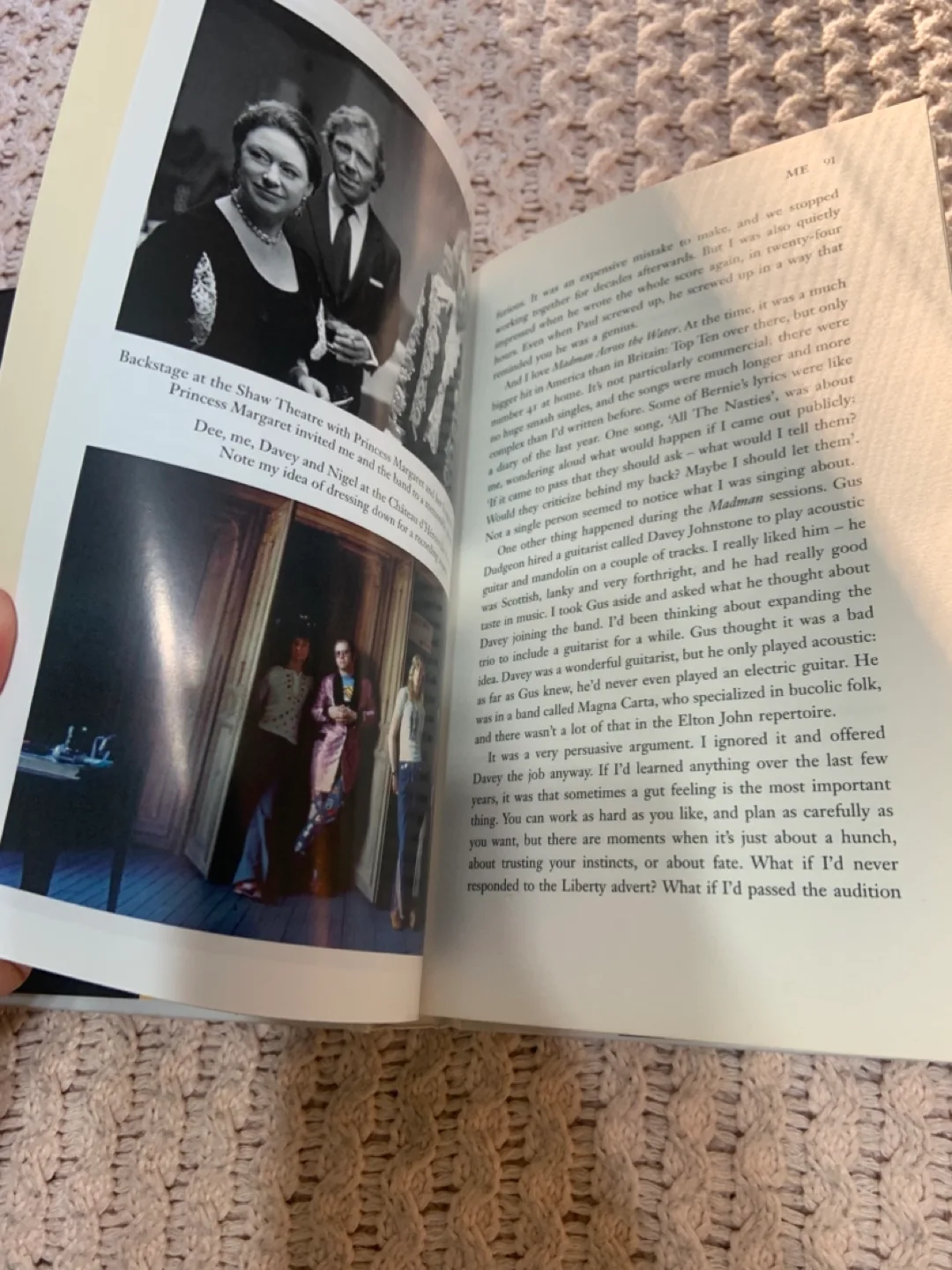 Elton John: Me - Autobiography image indicator(8)