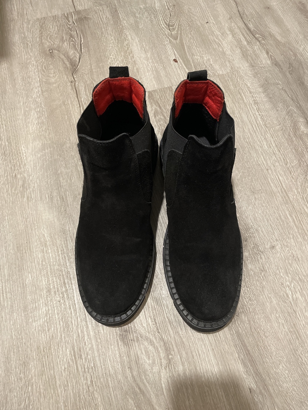 Black Suede Chelsea Boots - photo 2