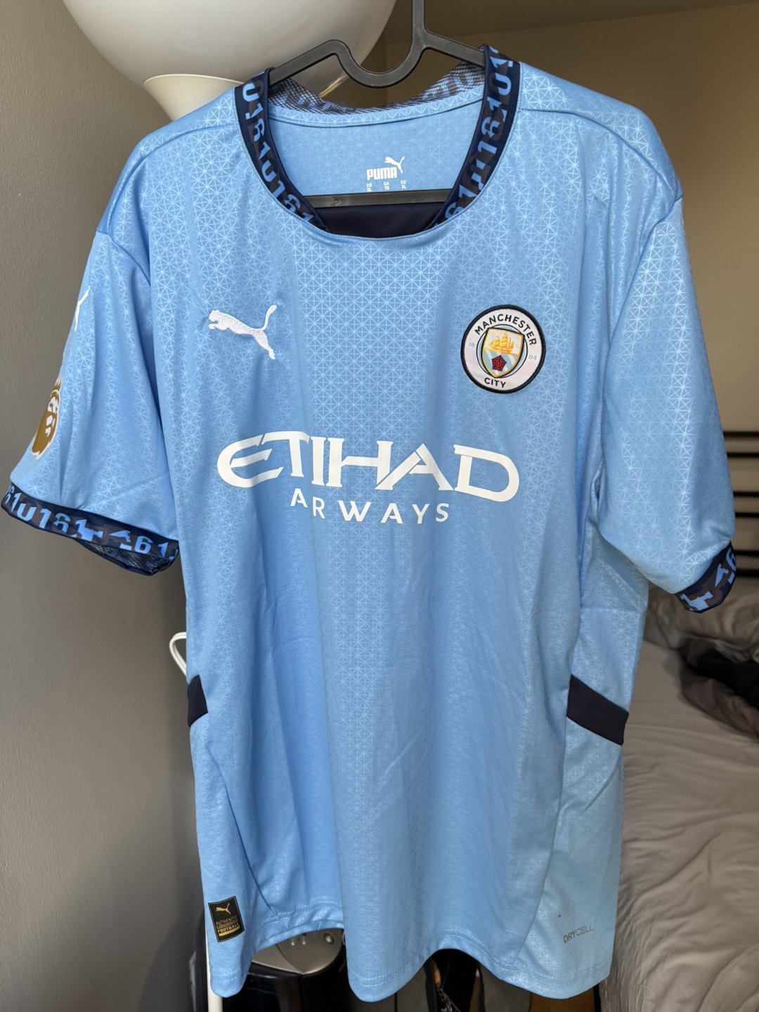 Manchester City 2021-2022 Puma Authentic Jersey XL