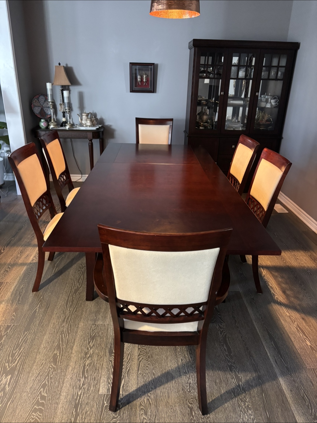 Dark Cherry Wood Extending Dining Table & 6 Chairs