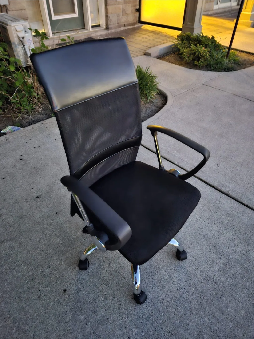 Office Chair image indicator(2)