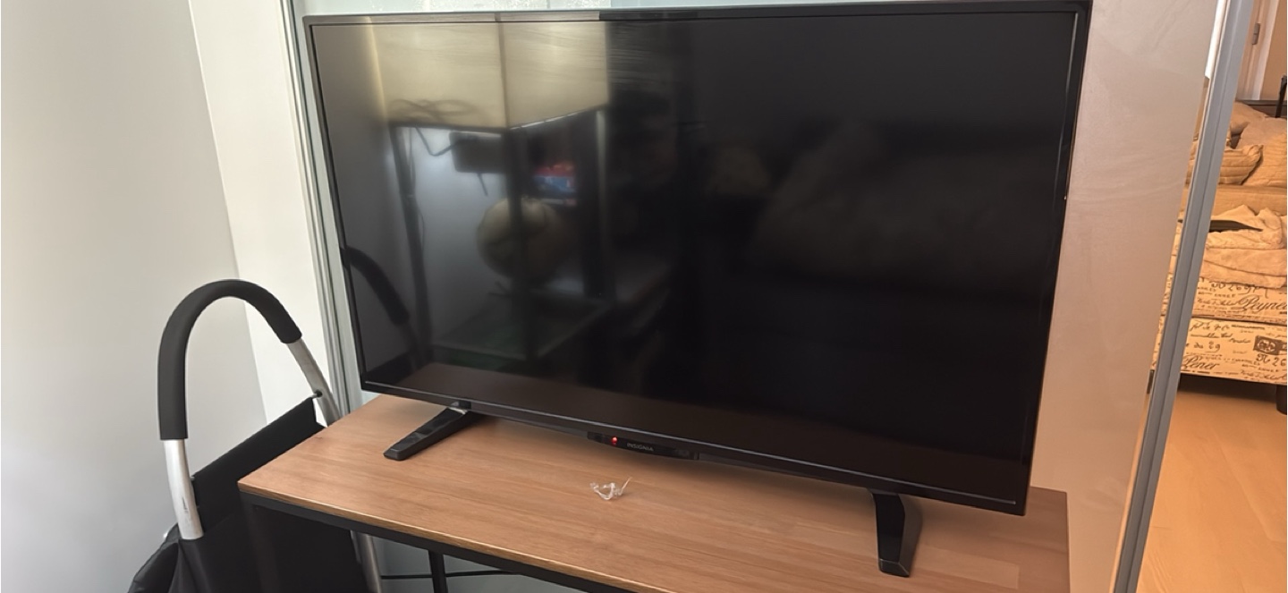 Insignia 40inch TV