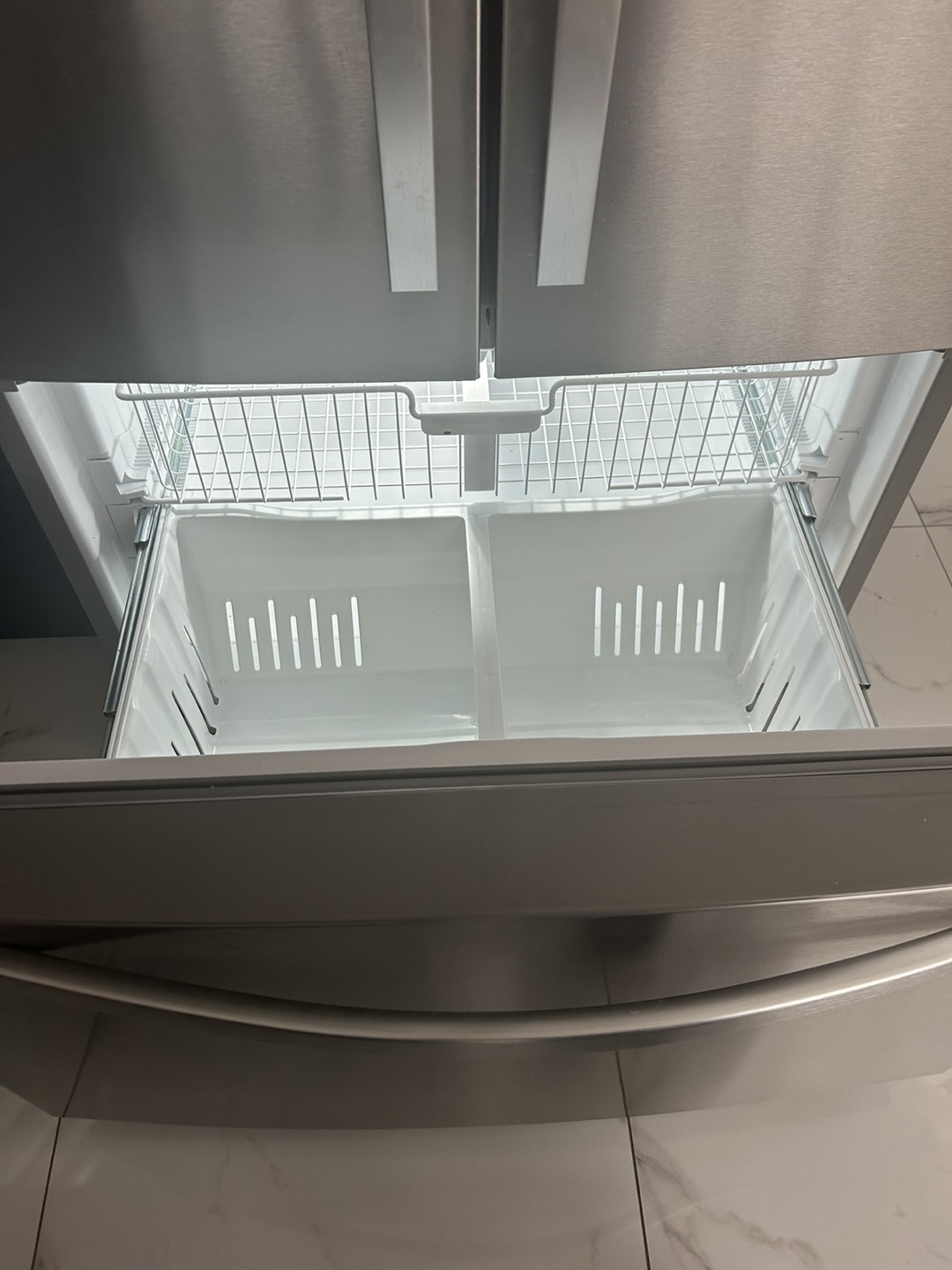 Whirlpool French Door Refrigerator - Stainless Steel - photo 3