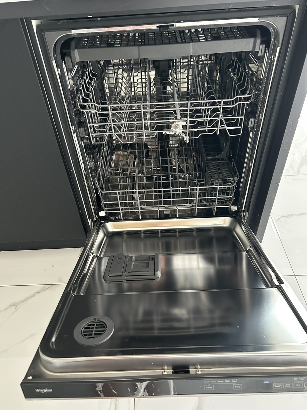 Whirlpool Built-in Dishwasher - Stainless Steel - photo 2
